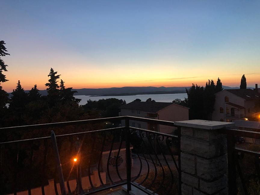 Danyja Apartments Sveti Filip i Jakov Exteriör bild