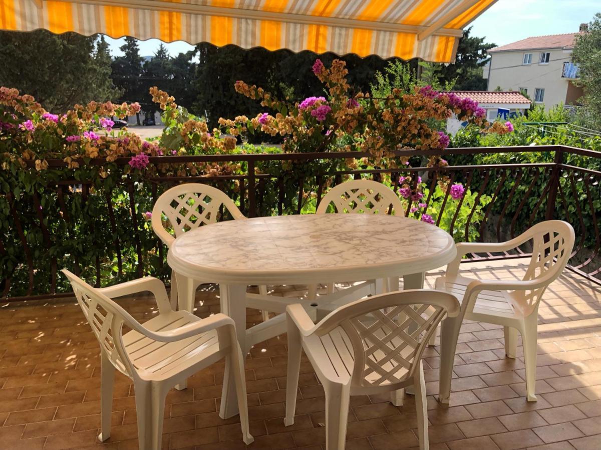 Danyja Apartments Sveti Filip i Jakov Exteriör bild