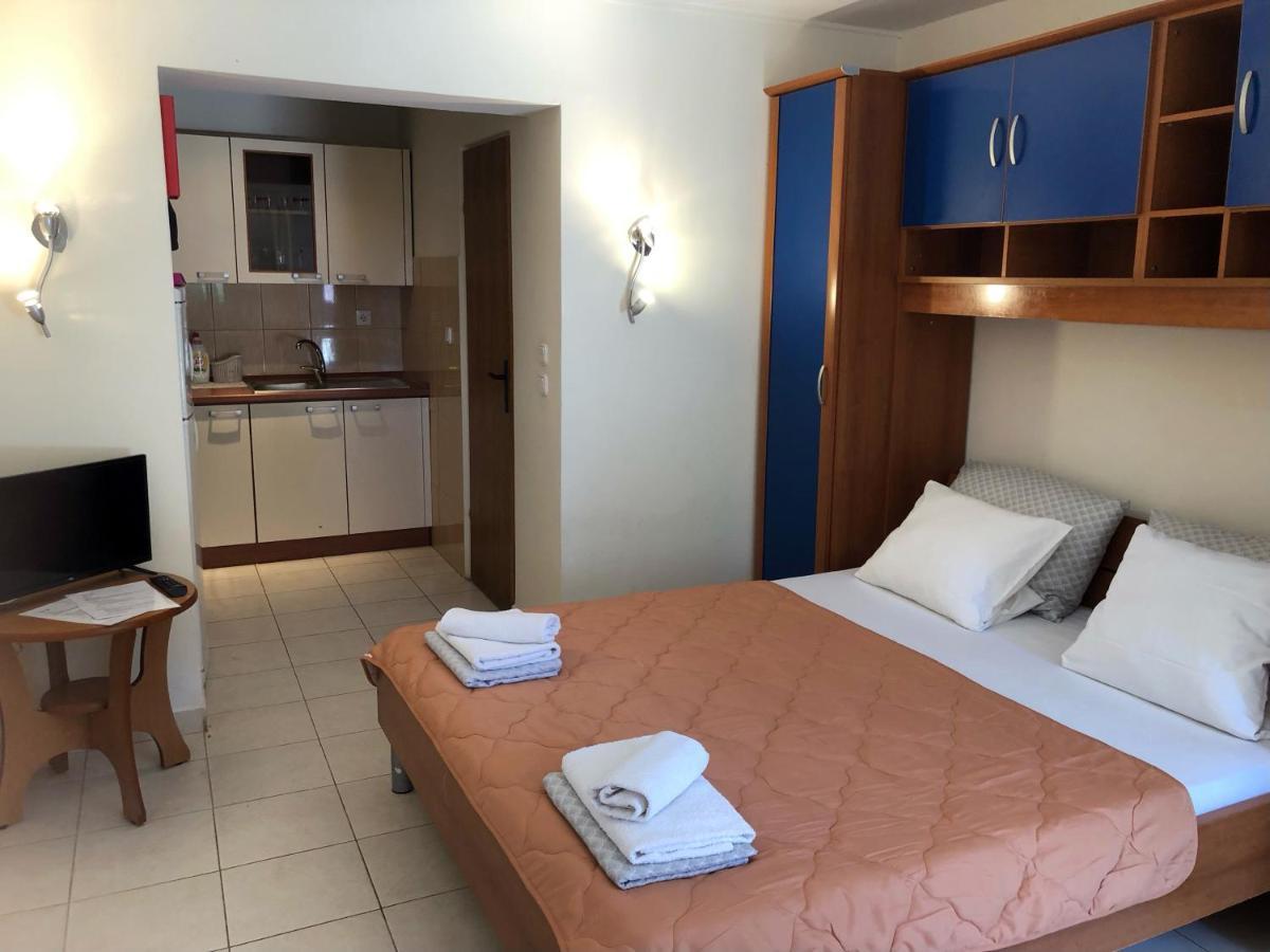 Danyja Apartments Sveti Filip i Jakov Exteriör bild