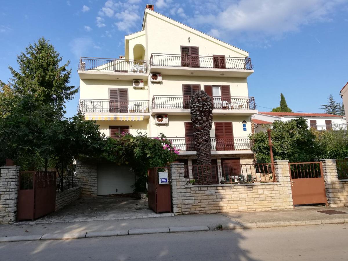 Danyja Apartments Sveti Filip i Jakov Exteriör bild