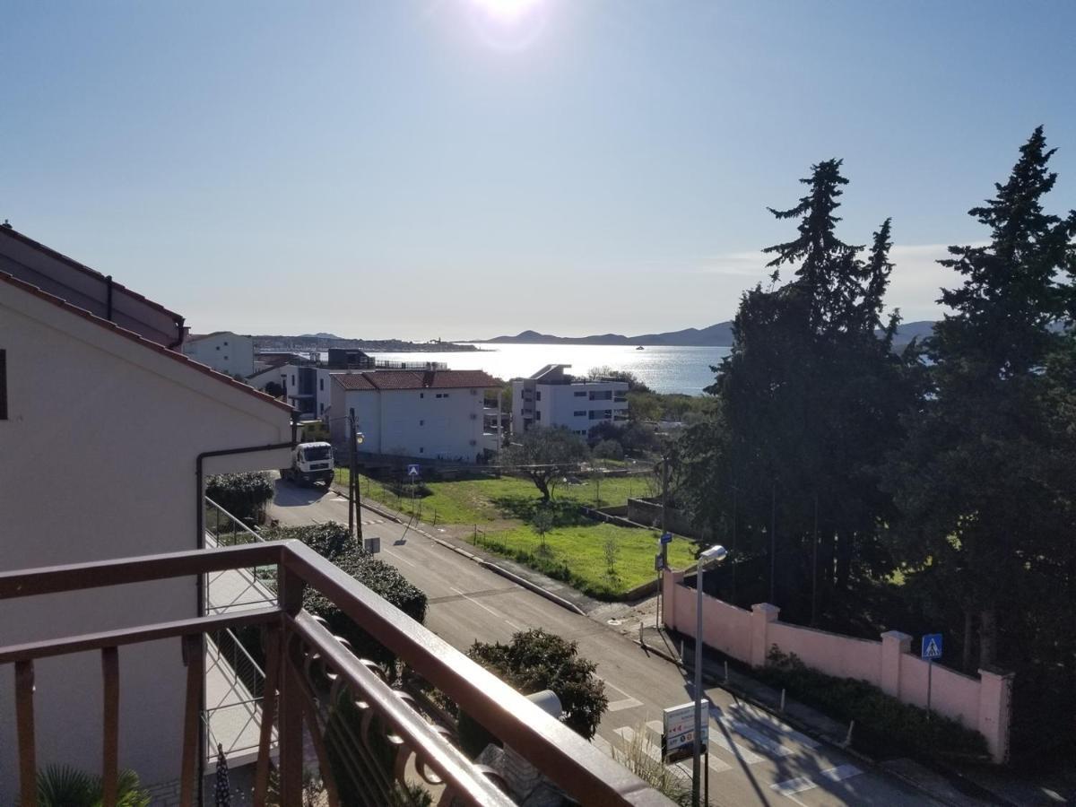 Danyja Apartments Sveti Filip i Jakov Exteriör bild