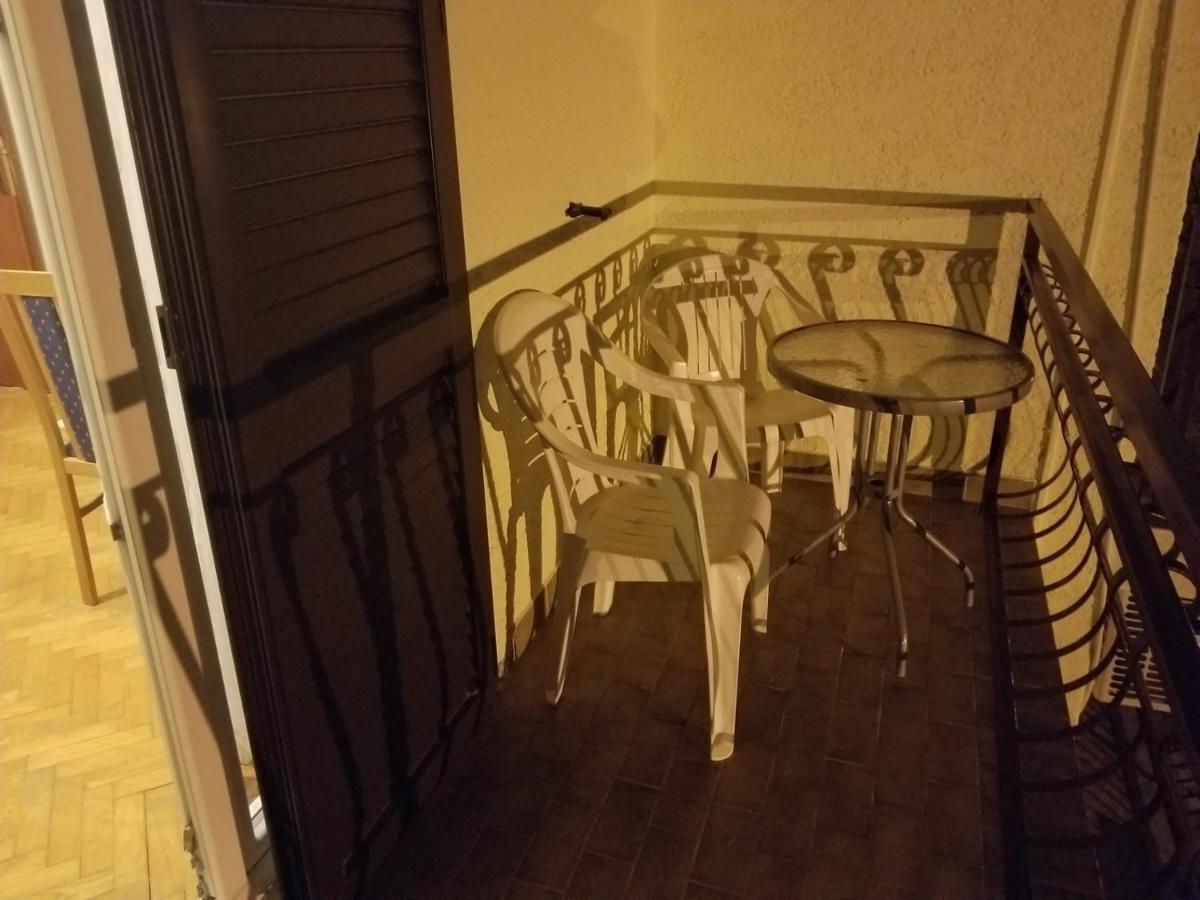 Danyja Apartments Sveti Filip i Jakov Exteriör bild