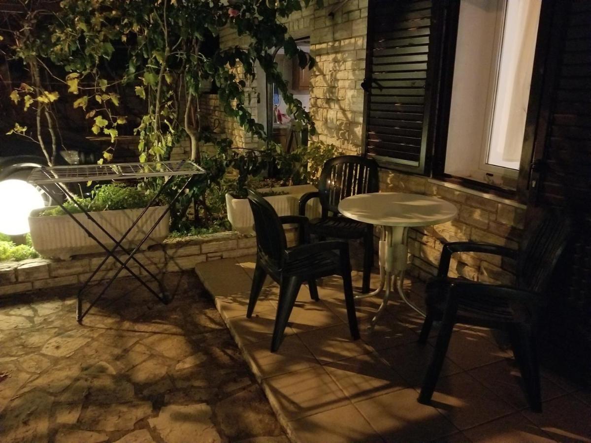 Danyja Apartments Sveti Filip i Jakov Exteriör bild